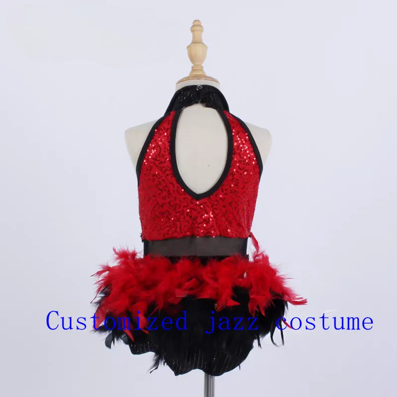 

2026 Индивидуальные профессиональные костюмы для джазовых и латиноамериканских танцев любого цвета: юбка для выступлений с пайетками и перьями