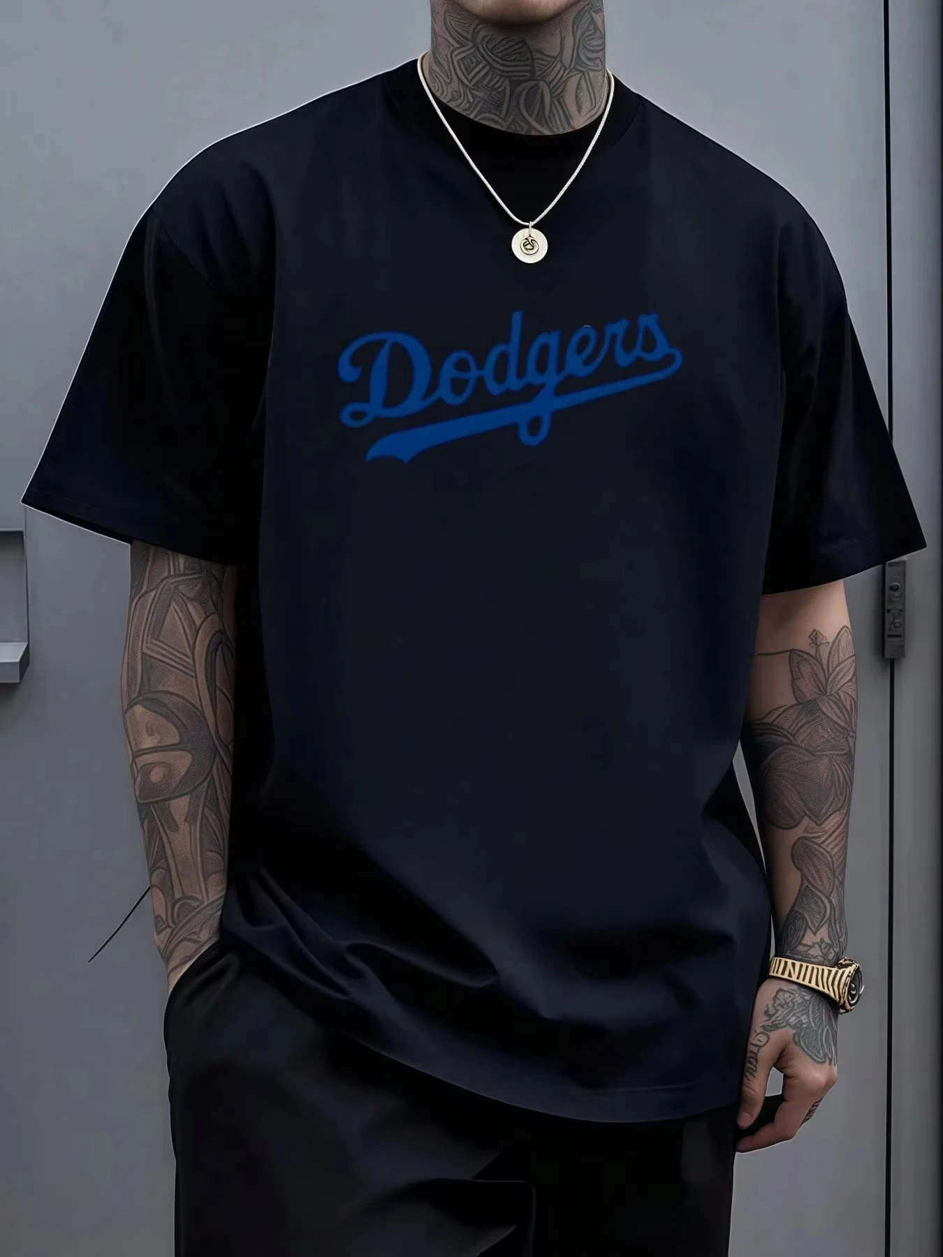 2026 Mens Bold Dodgers Script Emblem In Deep Blue Celebrating Timeless Baseball Heritage And Team Pride For Men t shirt men