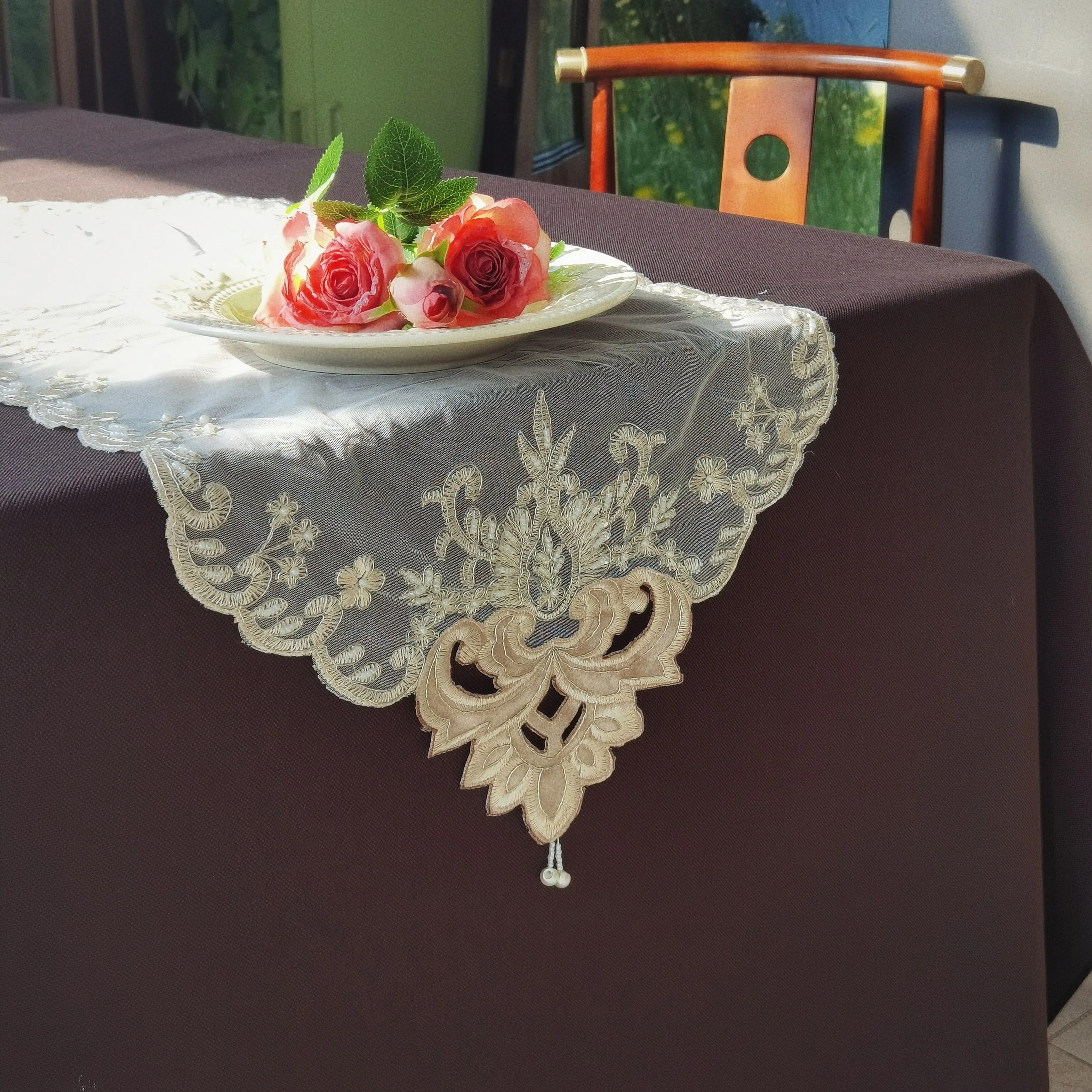 Champagne Table Runner Elegant Embroidered Desk Cover Handmade Beading Tulle Tablecloth Oval Table Mat Cabinet Cover Room Decor