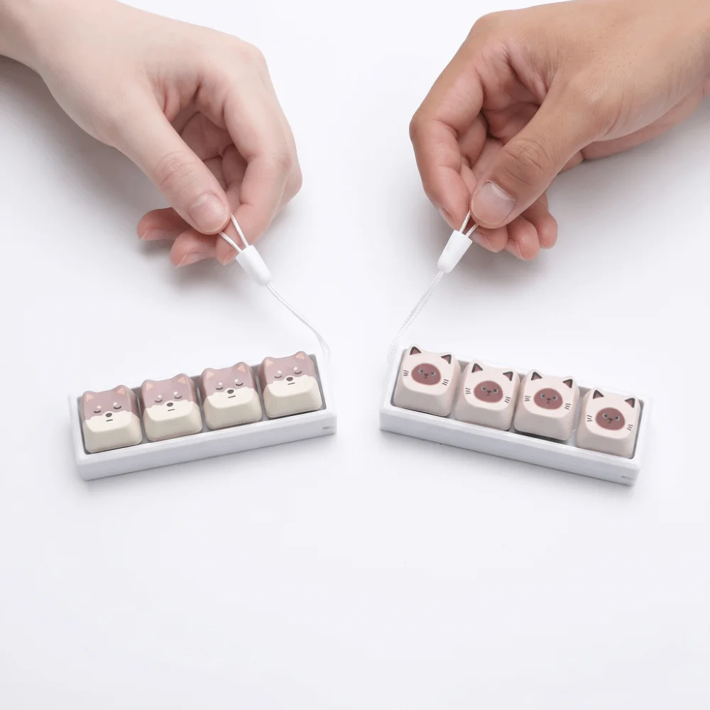 4 Keys Mechanical Keycap Keychain Lightweight Portable Finger Press Keyring Pinch Design Cat Shape Finger Press Keycap Keychain view 4