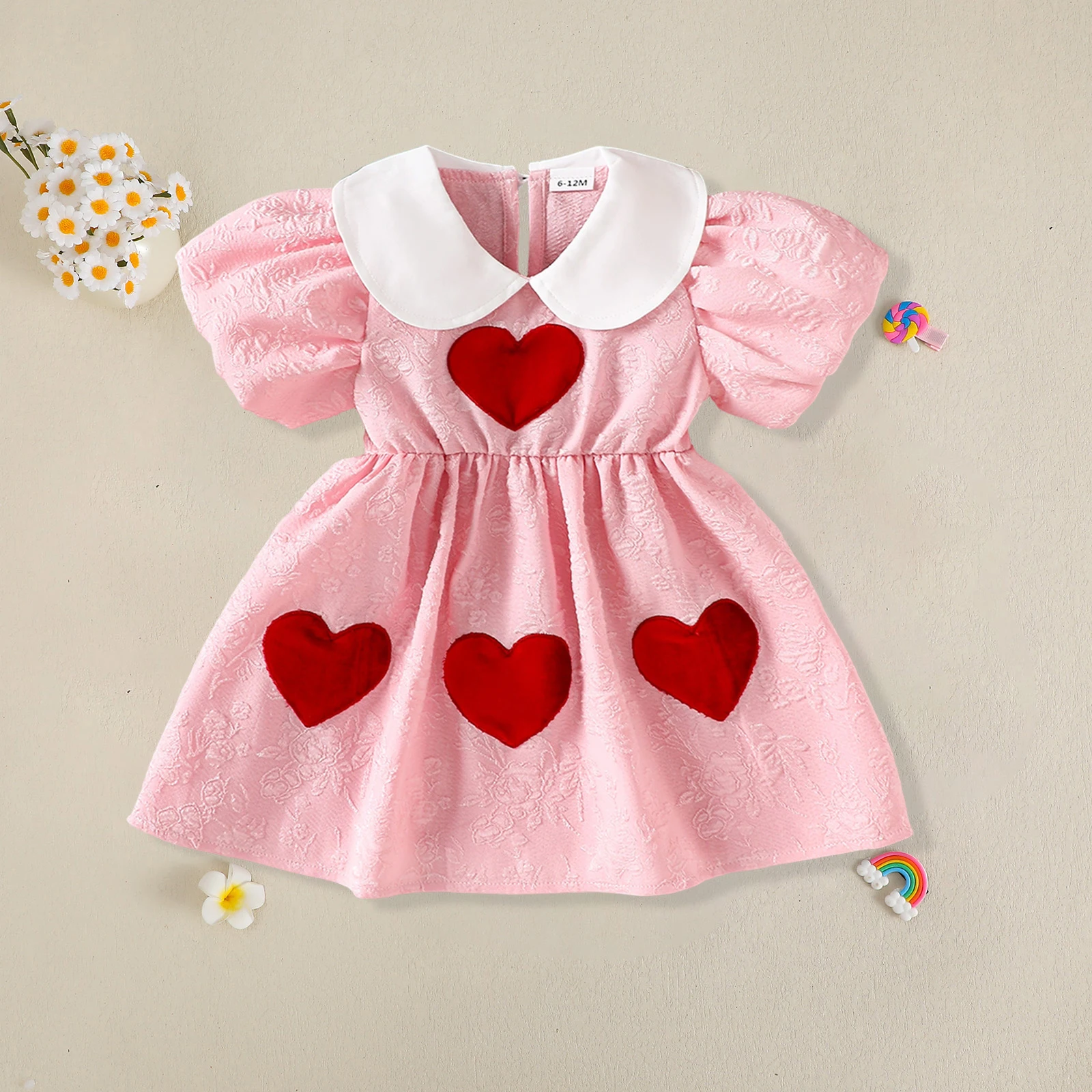 فستان صيفي للفتيات الصغيرات على شكل حرف A بأكمام قصيرة وياقة الدمية ومطرز على شكل قلب من قماش الجاكار