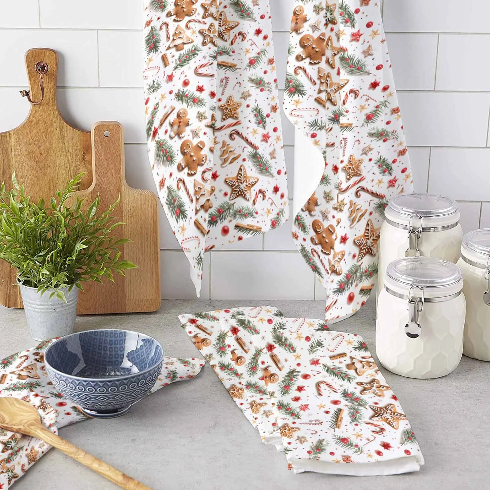 Christmas Berries Pine Needles Stars  Microfiber Towel Absorbent Kitchen Cleaning Cloth Dish Towel Household Cleaning Towel