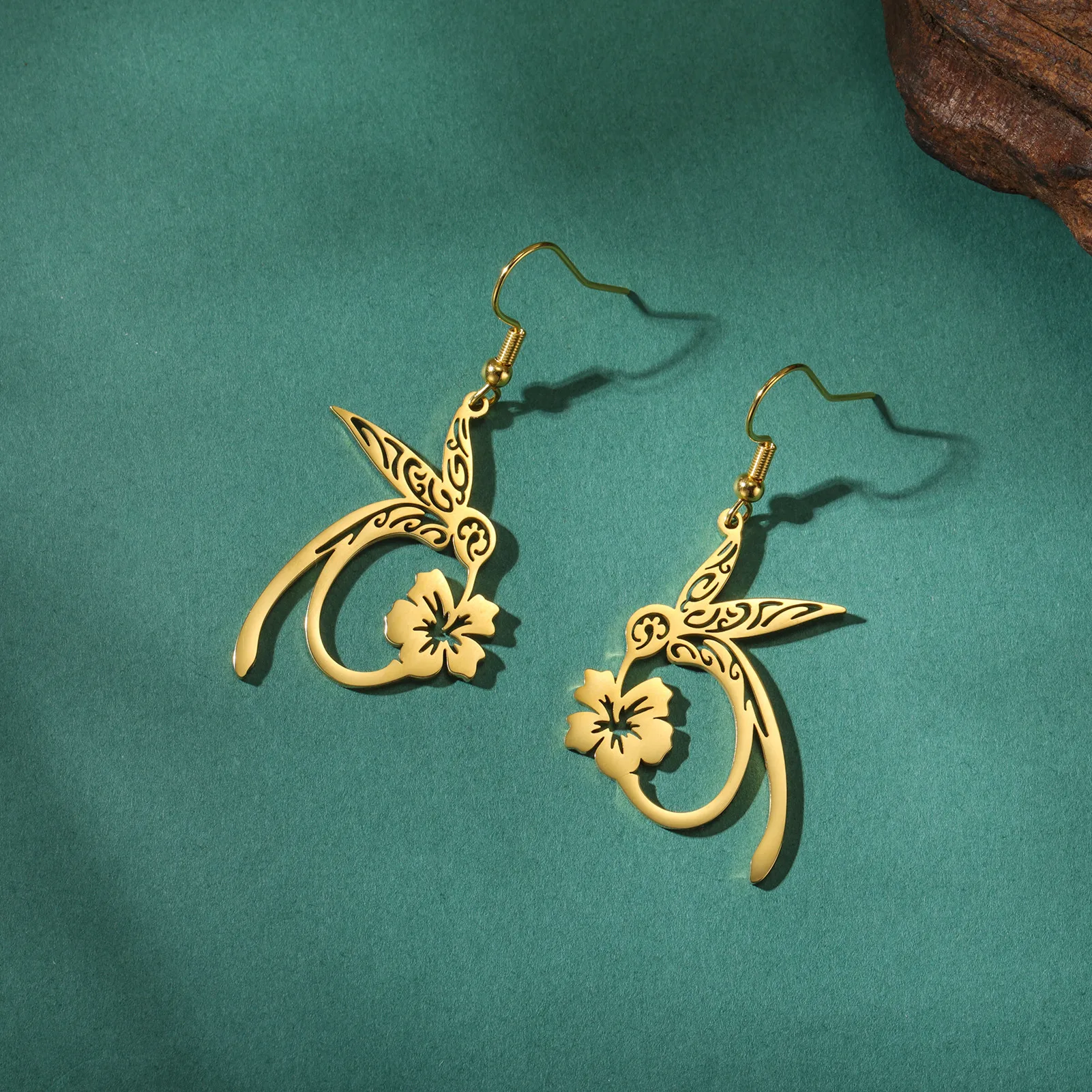 Skyrim Kolibri Blume Anhänger Tropfen Ohrring Edelstahl Gold Farbe Damen Ohrringe Tier Schmuck Valentinstag Geschenk Neu In – Detail 11