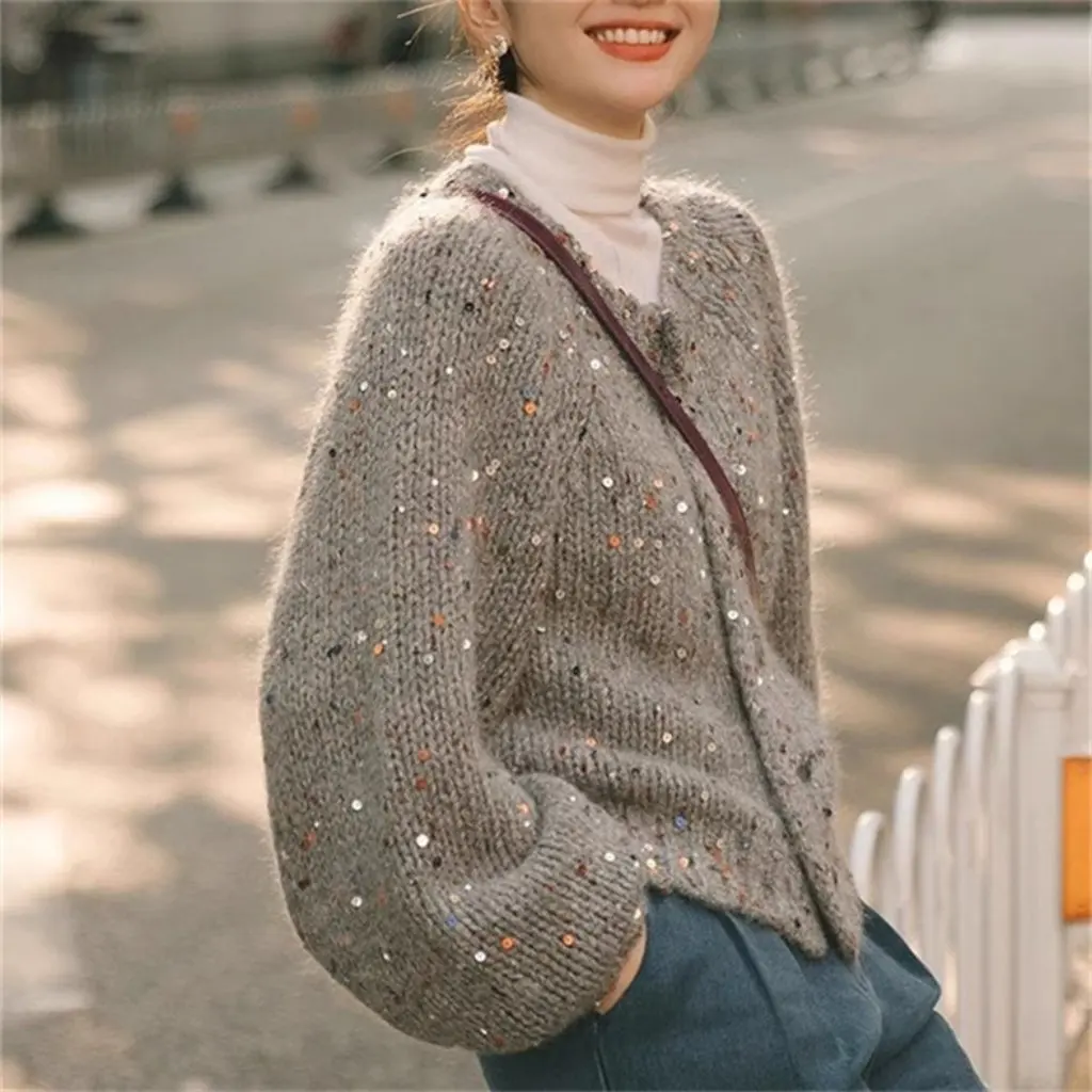 

Korean Style Women's Sequined Knitted Cardigan Top round Neck Casual Sweater Jacket High-End Fashion for Autumn Winter