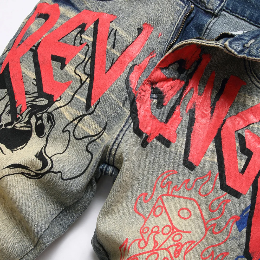 Männer Graffiti Print Stretch Denim Jeans Flamme Schädel Teufel Painted Dünne Verjüngt Hosen Streetwear Vintage Taschen Cargo Hosen