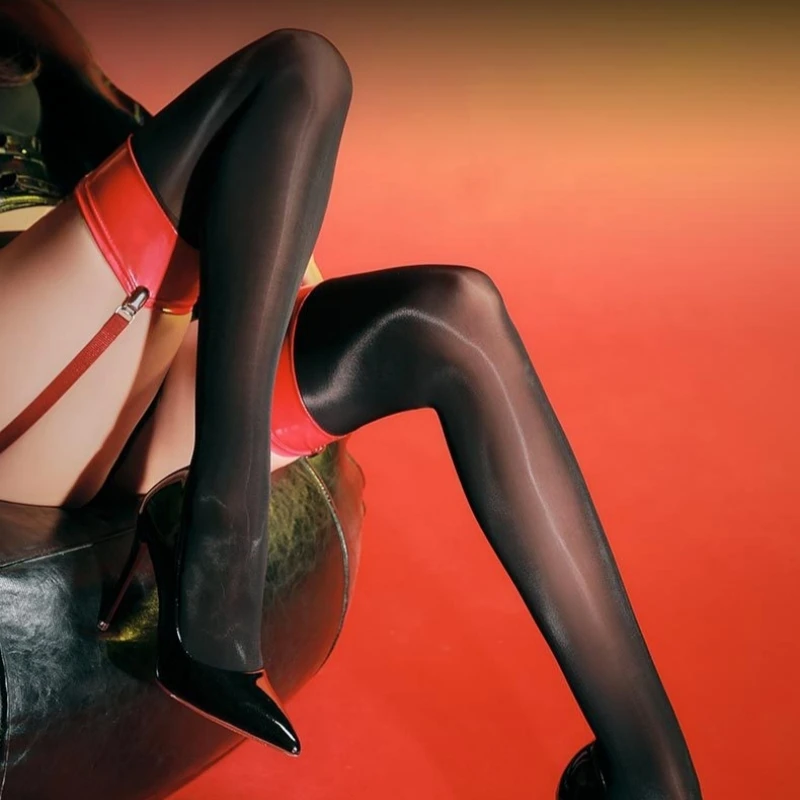 PUNK PU หนังถุงน่อง Patchwork Horse น้ํามันเงาเซ็กซี่ถุงน่องสีดํา POLE Dance ขายาวถุงน่องเข่าถุงน่องยืดหยุ่นสูง