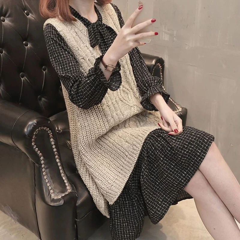 Autumn Winter Vintage Plaid Printed Bow Dress Loose Casual Solid Color Vest Sweater Suit Lady Long Sleeve Robe Knitting Tank Top