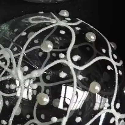 

Елочные украшения, подвески в виде шариков, окрашенные стеклом