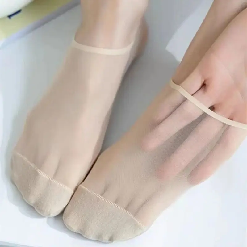 Kaus kaki jala tipis wanita, kaos kaki Ankle ventilasi Anti Slip sol katun jaring tipis warna Solid tidak terlihat untuk wanita