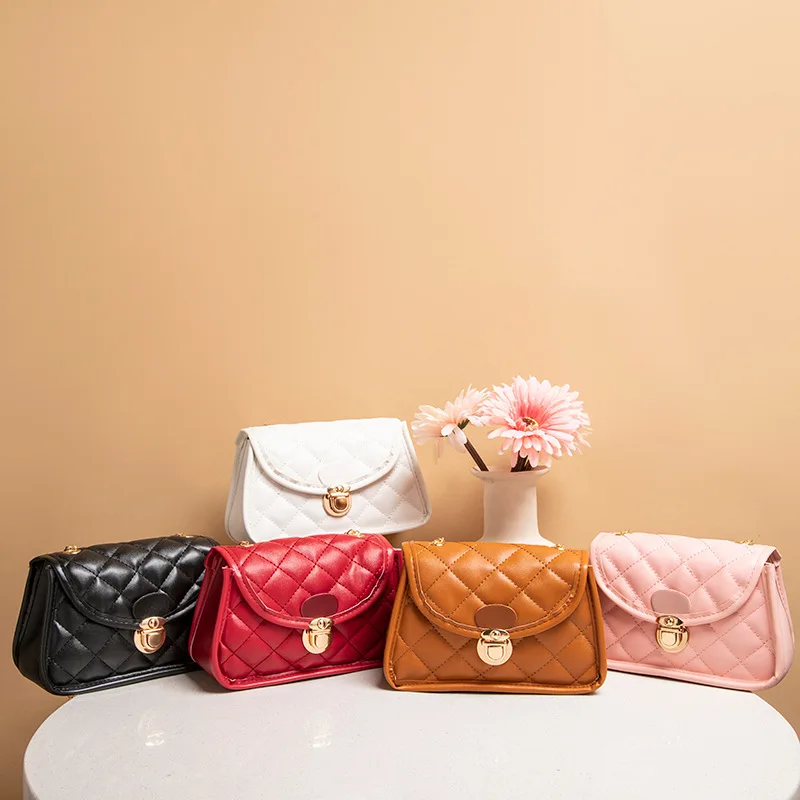 Embroidered  Bag, Ladies Women's  Crossbody Diamond Chain Shoulder Bags