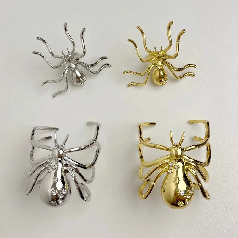 Exaggerated Metal Large Spider Open Bracelets for Women Girls Unique Creative Party Vintage Jewelry Accessories