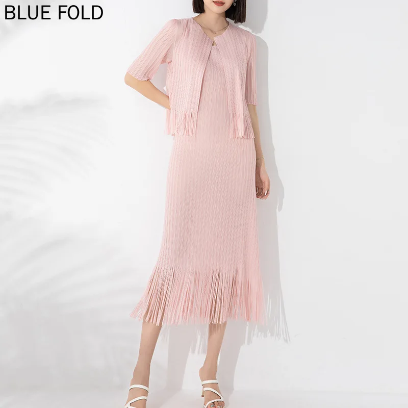 Fashionable Pleated Temperament Suit for Women, Large Size Cardigan Fringe Top Outer Drape, Inner Suspender Dress, Two-Piece Set