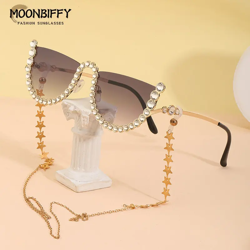 2022 New Frameless Diamond Studded Sunglasses Women's Fashion with Chain Eyewear Europe American Trend Street Shooting Glasses