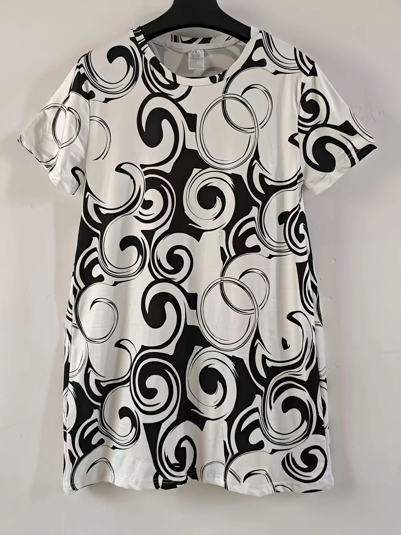 Damska sukienka w stylu retro z czarno-białym geometrycznym wzorem w okręgi - krótka spódnica mini z krótkim rękawem i okrągłym dekoltem, odzież damska w stylu Y2k
