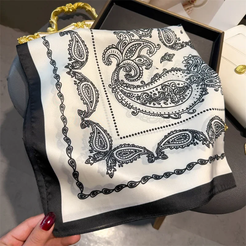 ผ้าพันคอไหมพิมพ์ลายเพสลีย์สุดหรู น้ำหนักเบา นุ่ม สไตล์ซาติน ใช้ได้หลากหลาย สำหรับผู้หญิง ใช้เป็นผ้าคาดผมหรือผ้าคลุมศีรษะ