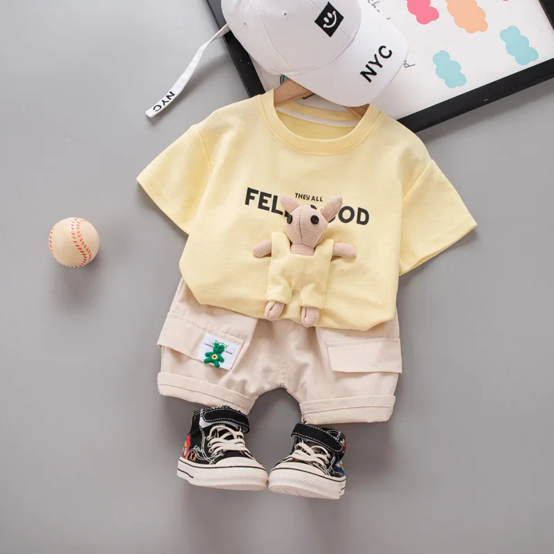 

Unisex Baby Girls and Boys 2 Piece Outfits Summer Rabbit Doll Short Sleeve T-Shirt and Cargo Shorts Set Kids Casual Clothes 0-5Y