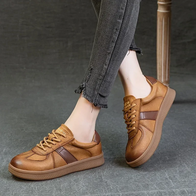 Chaussures plates en cuir véritable pour femmes, baskets décontractées, chaussures de planche à lacets, couleurs mélangées, style de niche, qualité supérieure, printemps, automne, nouveau