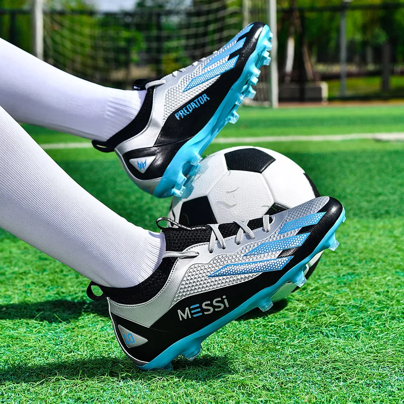 

Summer New Youth Adult Large Nailed Football Shoes Training Shoes