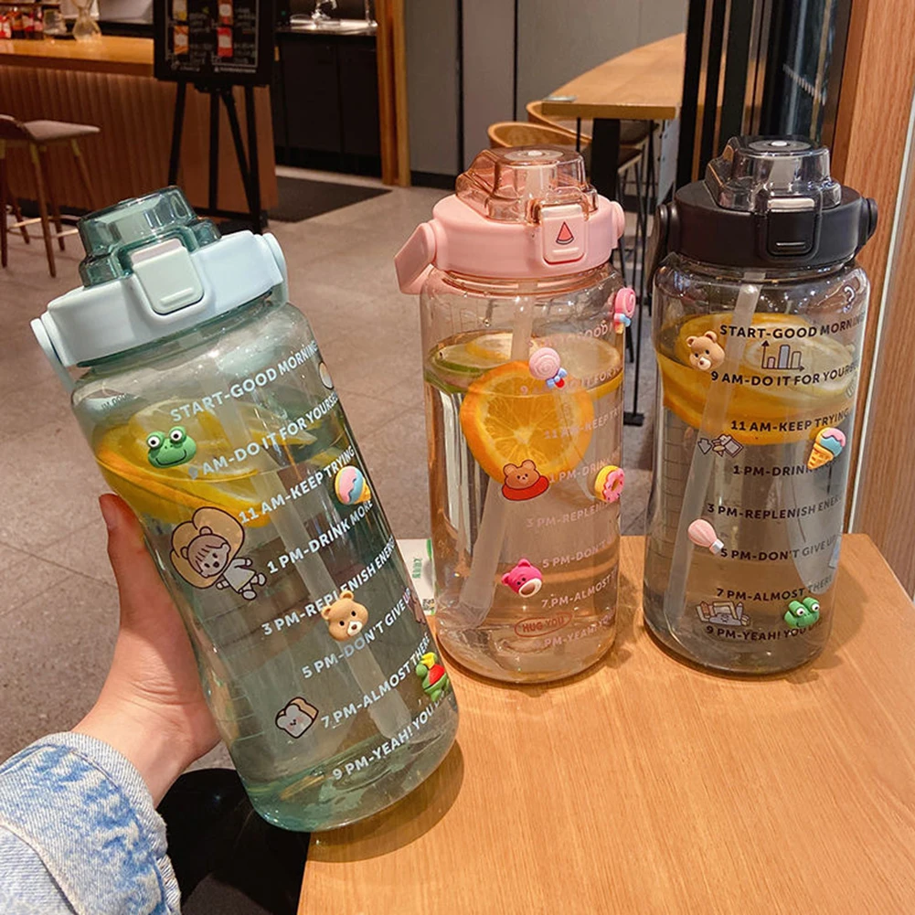

Large Capacity 1L 2L Water Bottle Straw Sport Bottle For Girls Water Cup With Time Marker Water Jug Outdoor Sports Couple Cup