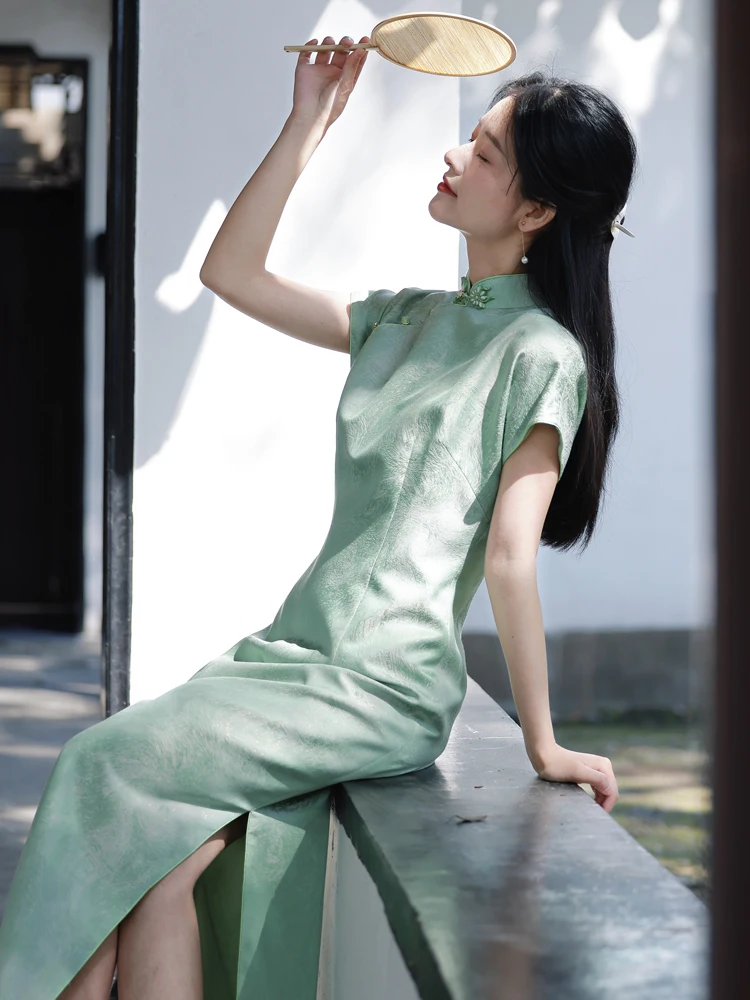 

Шелковый длинный плащ в стиле ретро, полностью распашной, в древнем стиле, весна-лето 2025, новинка, повседневная носка