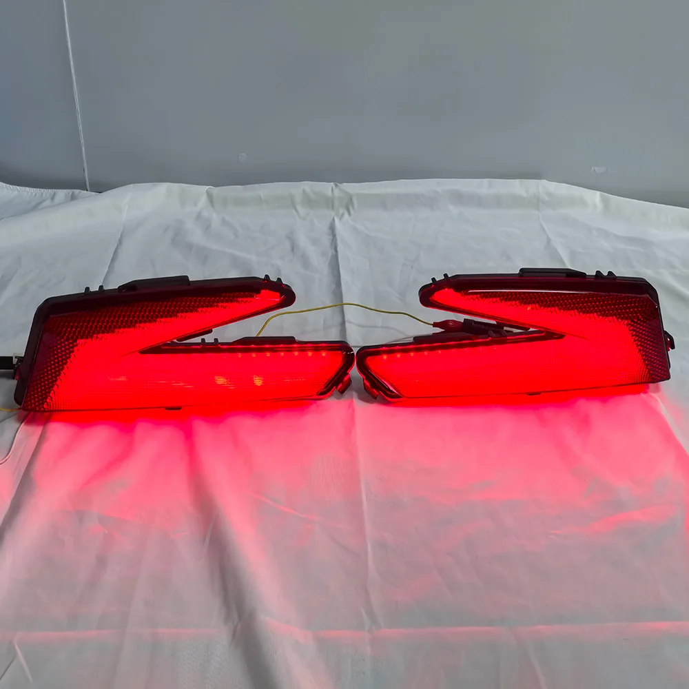 

For Can-Am Maverick X3 2017-2025 Max DS RS RR 4x4 Turbo UTV Rear Tail Brake Light Lamp SSV LED Taillight DOT 710004743 710004744
