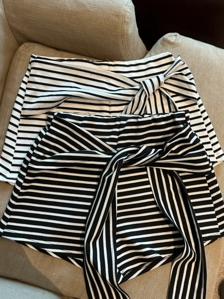 

High Waist Striped Wide Leg Short Pants Women's Summer Slimming Casual Fashion A-Line Wrap around Hot Pants City Walk Style