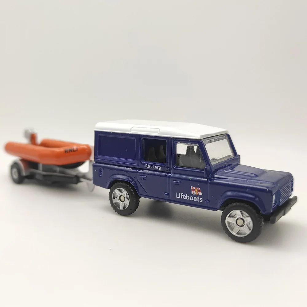 

Diecast CORGI 1:64 Scale Rescue Vehicle Land Rover Defender & Lifeboat MIB Set Alloy Car Model Collectible Toy Gift Display