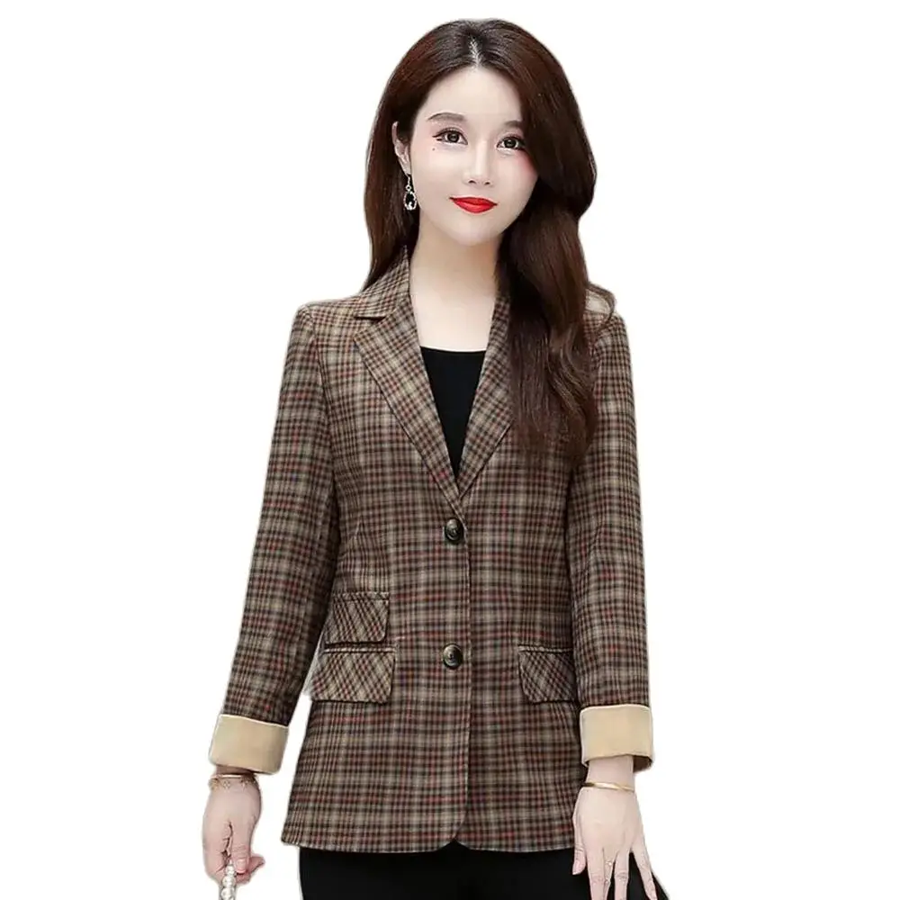 Spring Mom Loose Leisure Suit 2024 New Fashion Middle-aged Lady Slim Temperament Plaid Thin Coat Female Tide.