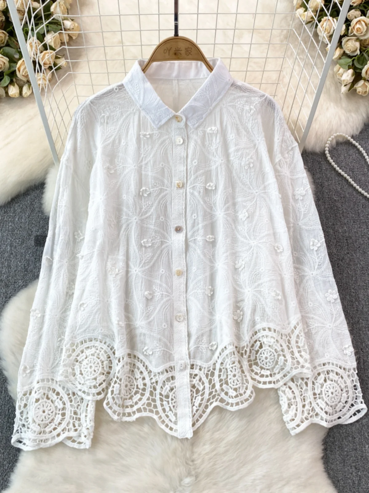 Primavera Autunno Faionable Lace Splice Bottone singolo Colletto lungo Sve irt Donna Casual Top Coreano Sle Colore puro