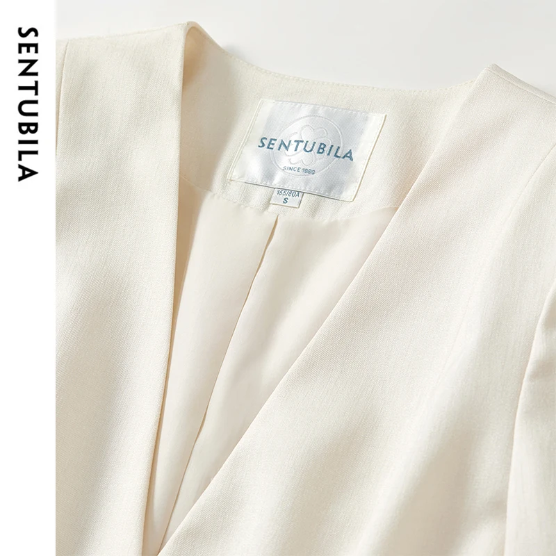 SENTUBILA Woman Cropped Blazer Short Tailored Coat 2025 Beige Straight V Neck Long Sleeve Outerwear Ladies Clothing 151X58226