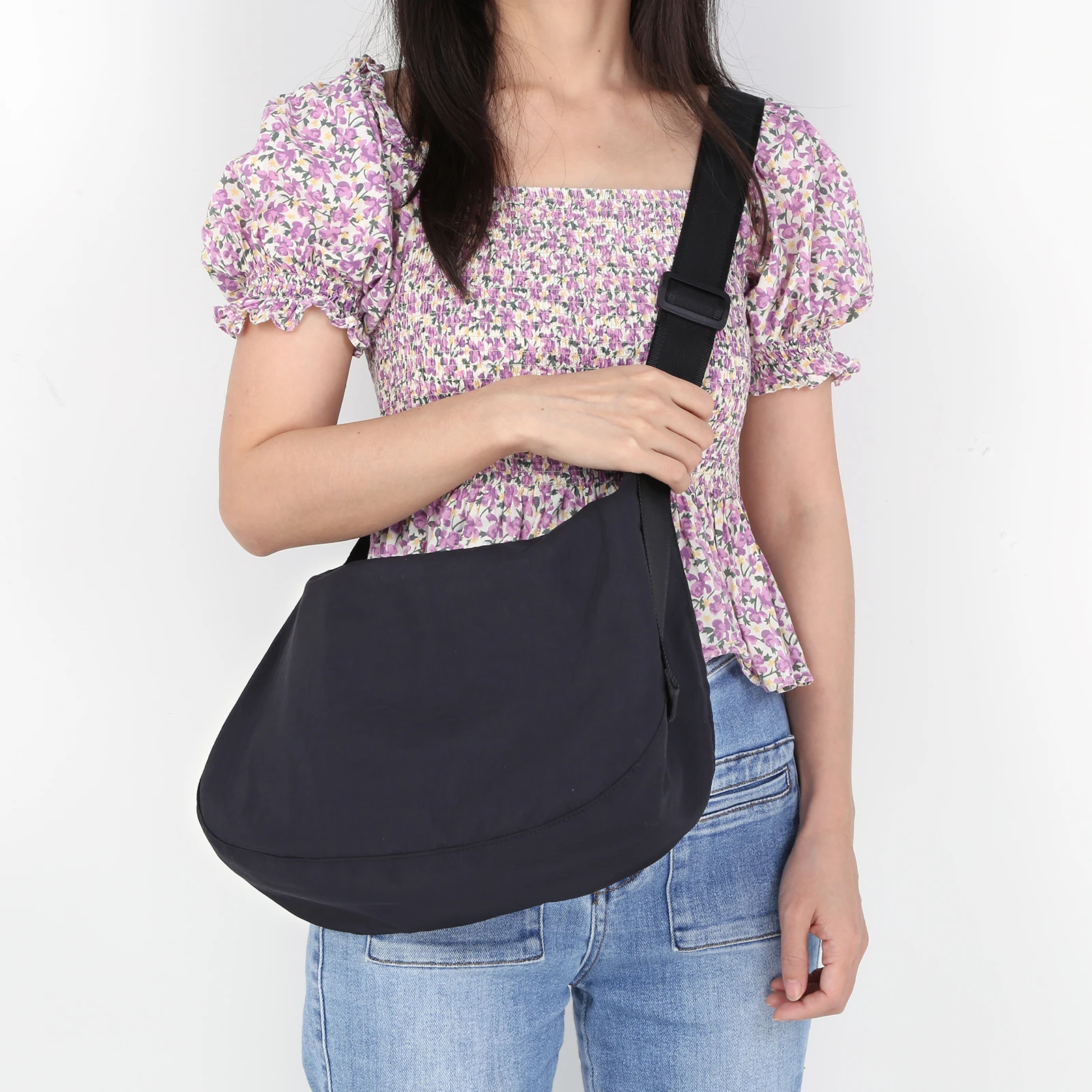 Women Nylon Shoulder Bag Zipper Crescent Bag Casual Fashion Tote Bag Satchel Hobo Bag Girl Stylish Purse - view 2