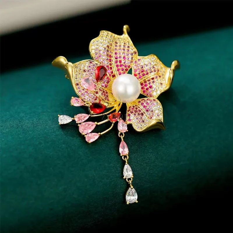 Accesorios de broche de abrigo blazer con ramillete de flores de cera de abejas con flecos de alta gama de lujo