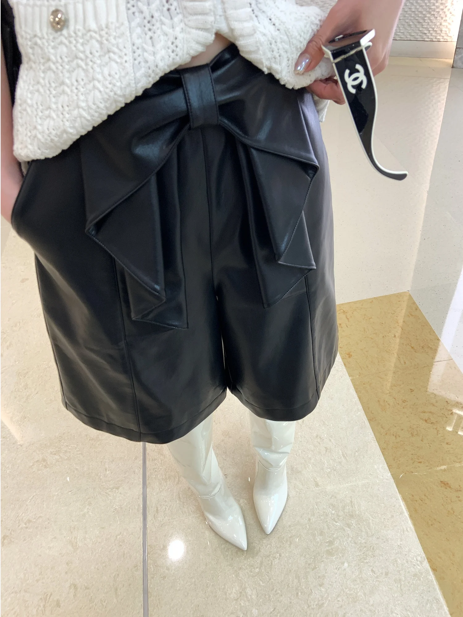 

Модные черные брюки из искусственной кожи прямого кроя, повседневные, свободные, с завышенной талией, в французском стиле, женские.