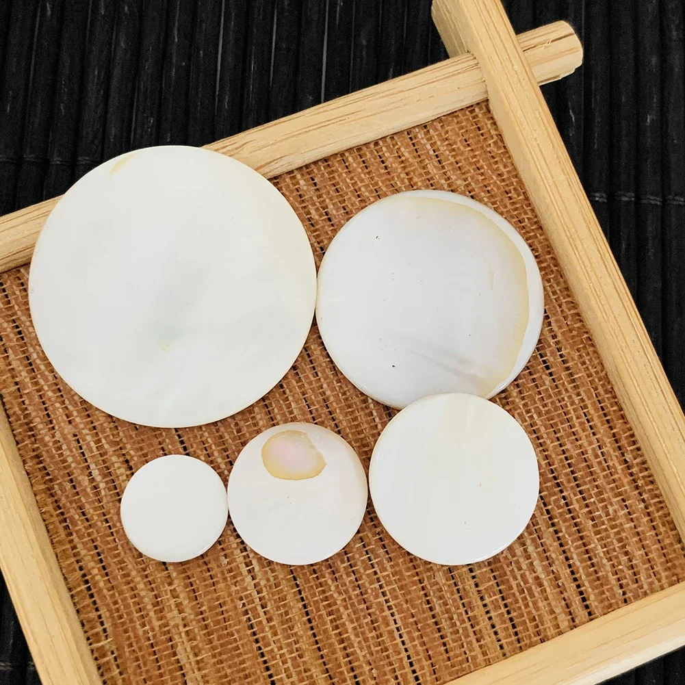 5PCS Natural Freshwater Shell Round White Mother of Pearl Pendant Charms Beads Shell for Jewelry Making DIY Necklace Earring