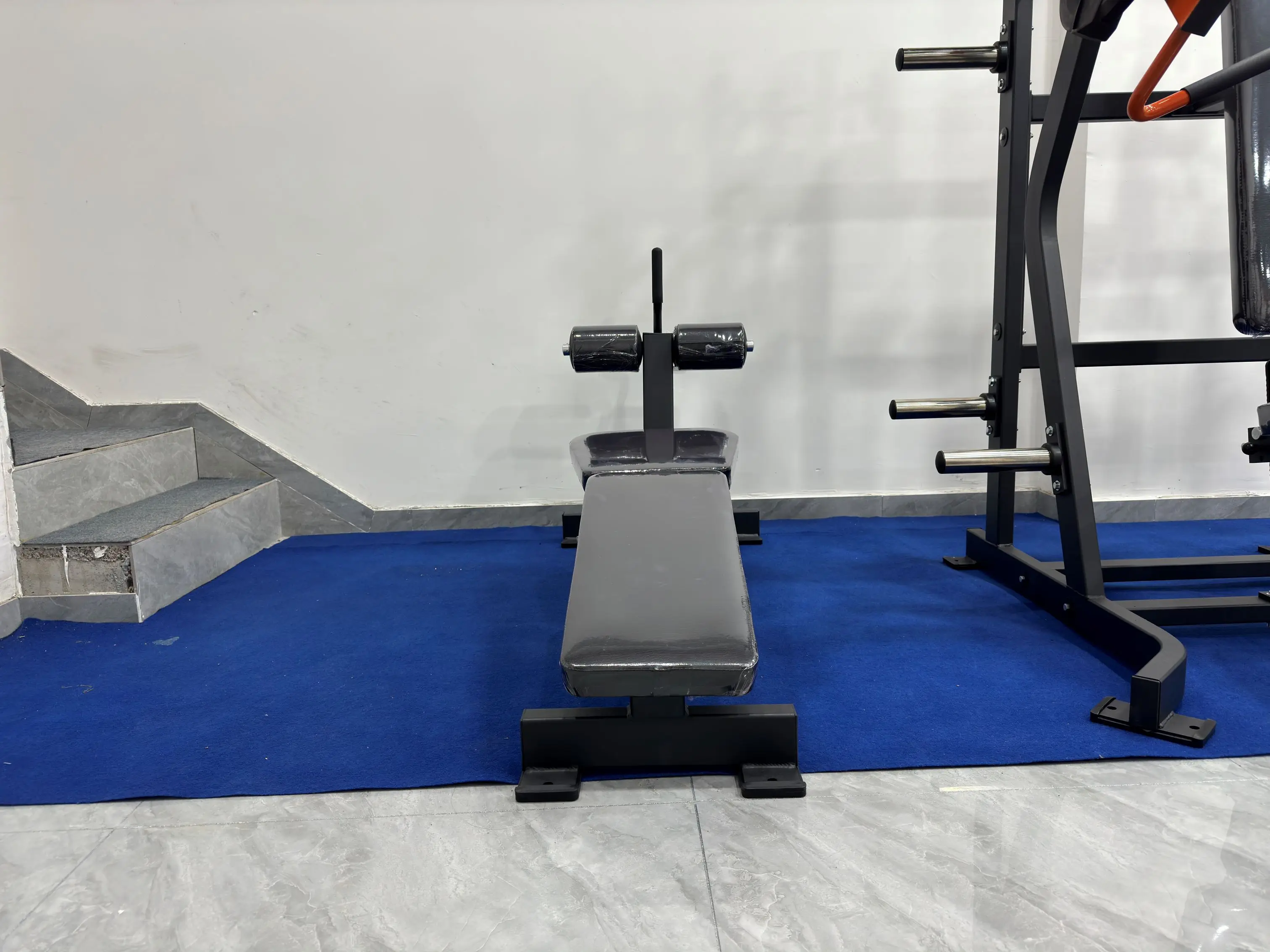 Commercial Strength Fitness Equipment Decline/Abdomina Adjustable Abdominal Bench for Gym