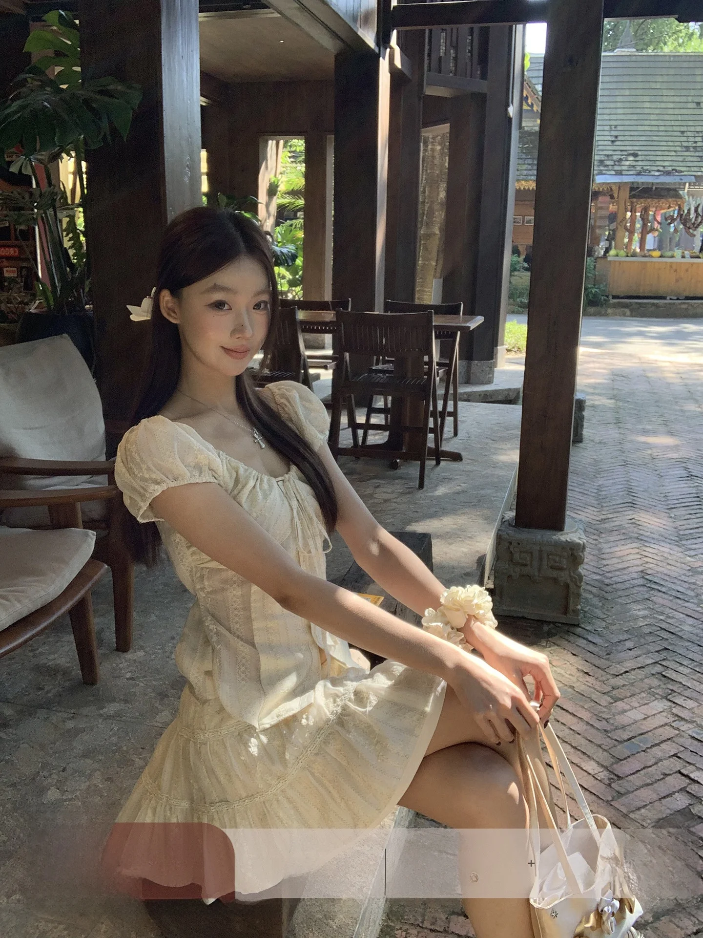

Elegant Short Sleeve Shirt Women's Style 2026 New Summer Fairylike Top Short Cotton Blend Bubble Sleeve Commute Fashion