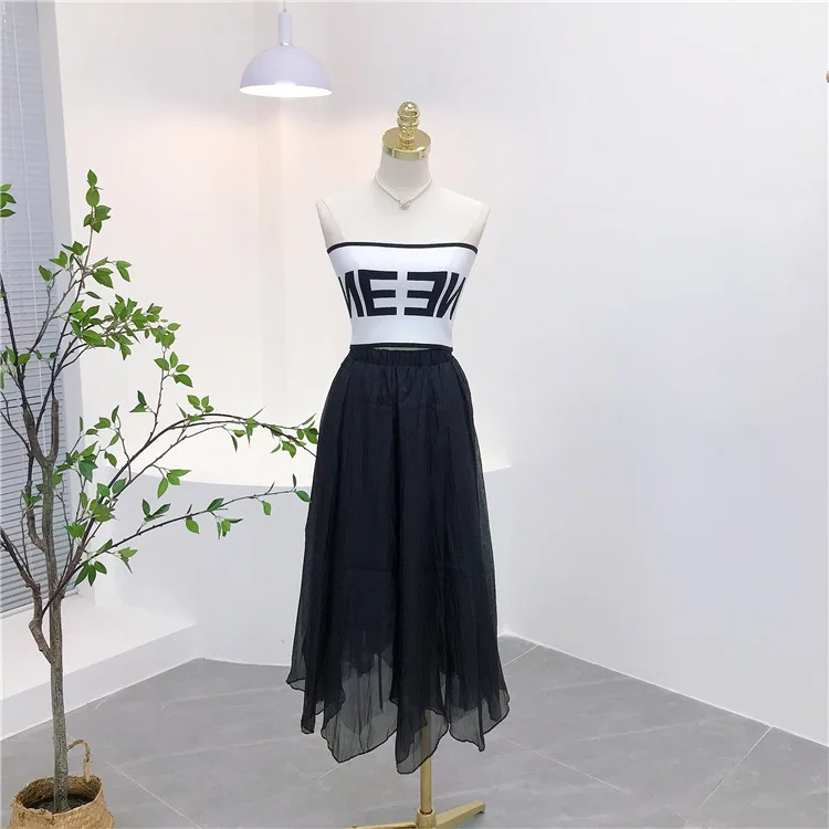 여름 신상 섹시 핫걸 숏 엘라스틱 랩 체스트 아름다운 등라인 컬러 블록 슬림 레터 니트 튜브탑 6201