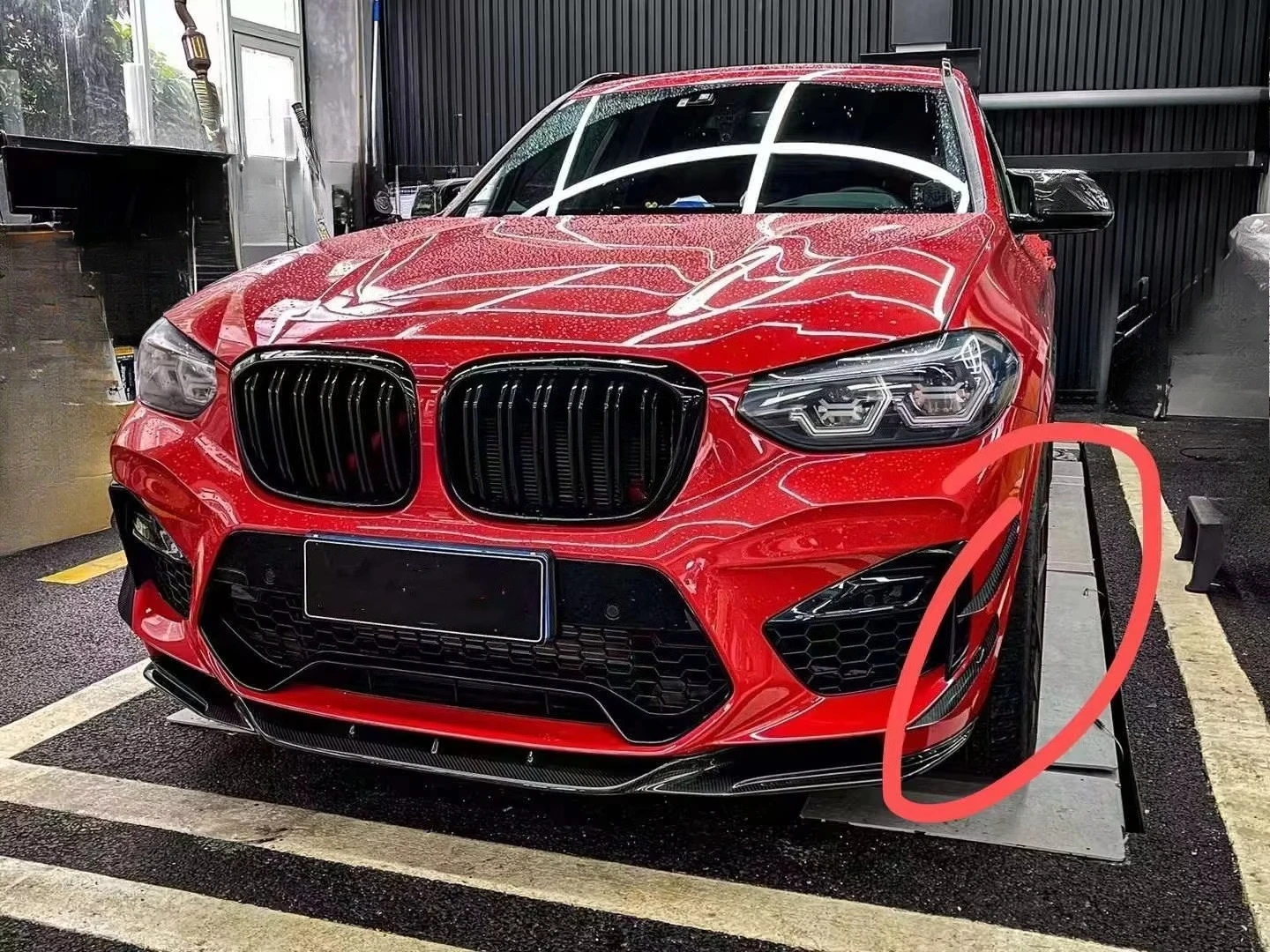

Бампер из углеродного волокна для BMW X3M X4M F97 F98 Боковые канавки переднего бампера