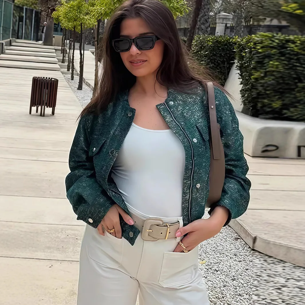 سترة نسائية بأكمام طويلة لعام 2025، سترة بأزرار وأزرار معدنية