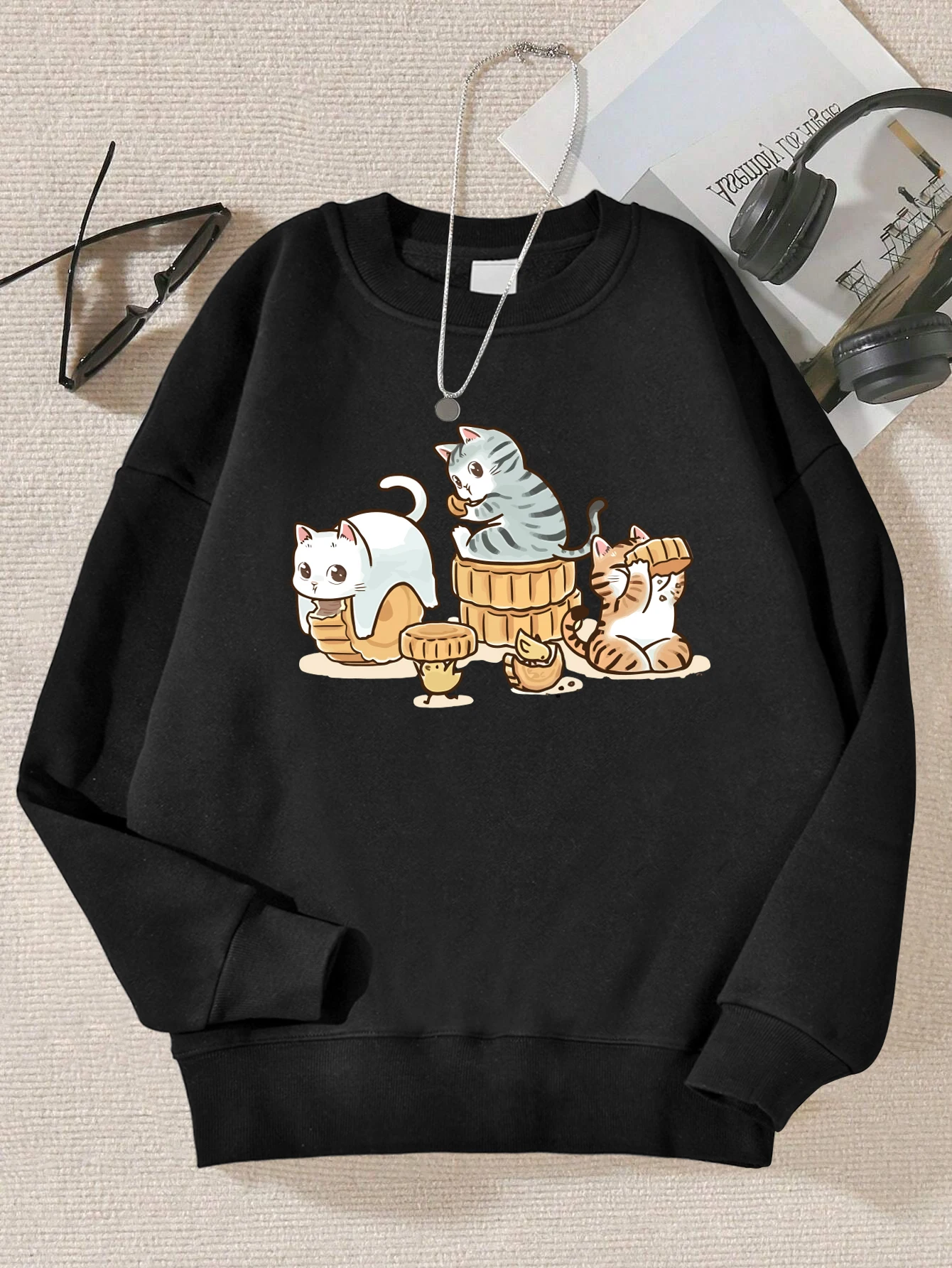 The Cat Secretly Eating Pastries Print Female Pullovers Simple Casual Hoody Autumn Loose Sweatshirt Hipster Fleece Sportswears