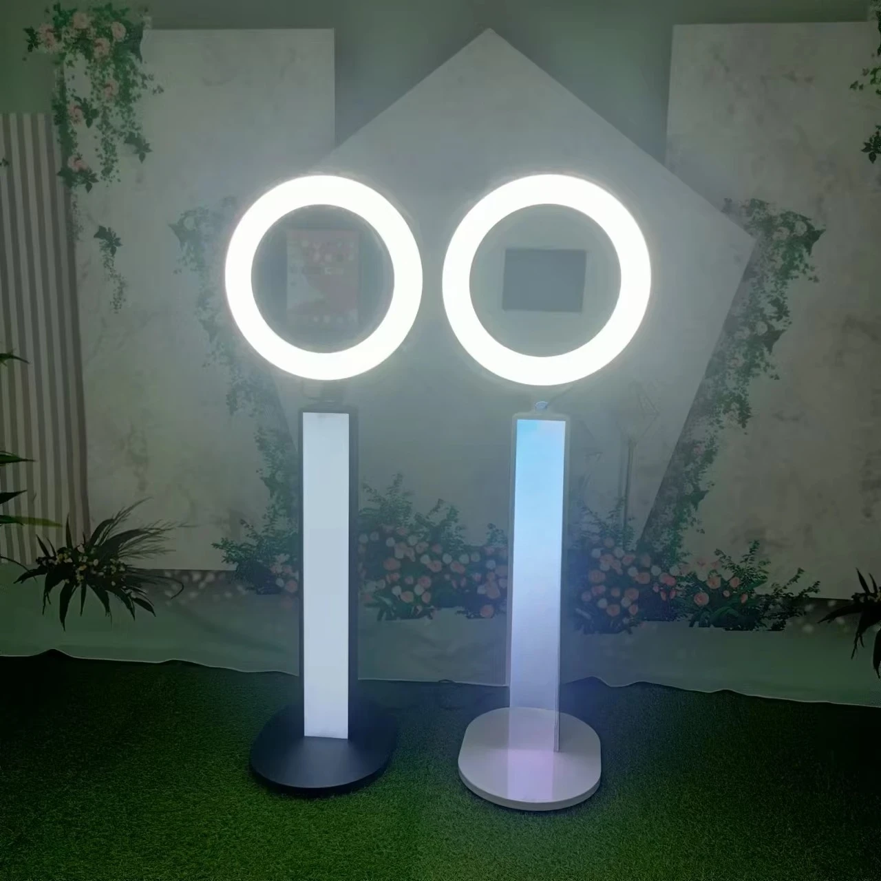 Rotating Ipad Photo Booth Super Brightness Light Emitting Diode Light Booth Case Portable Wedding Party Selfie Booth Machine