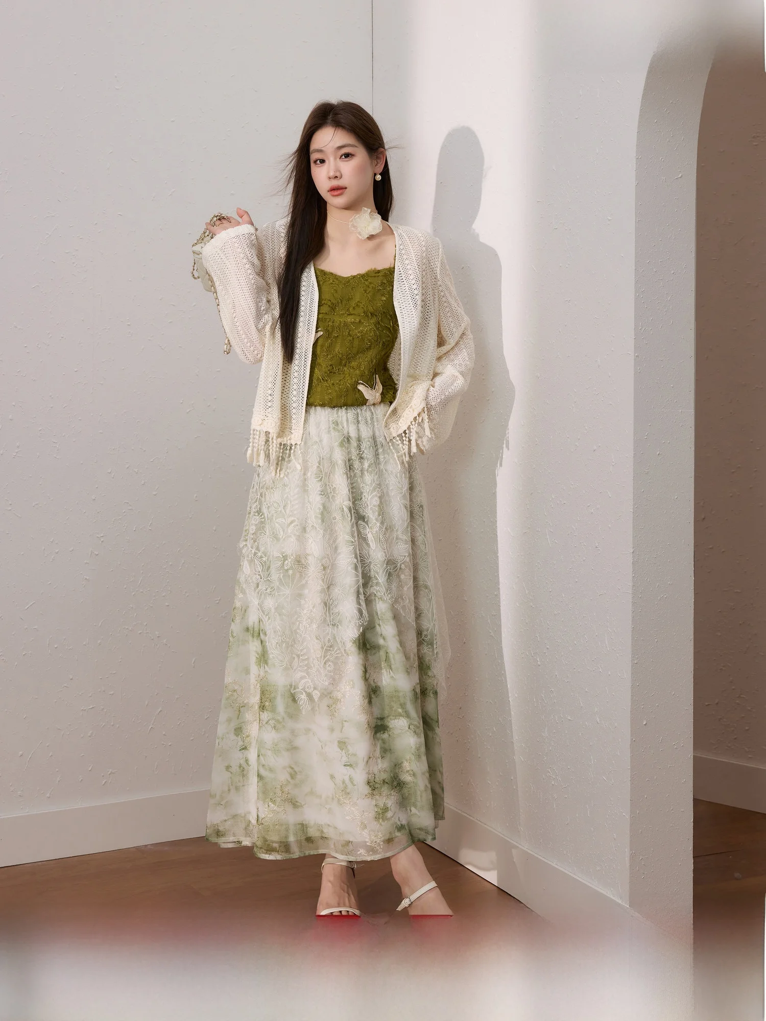 

Женский весенний наряд больших размеров синего языка, открытый кардиган с нежным ремешком для похудения, комплект с кружевной юбкой с цветочным принтом