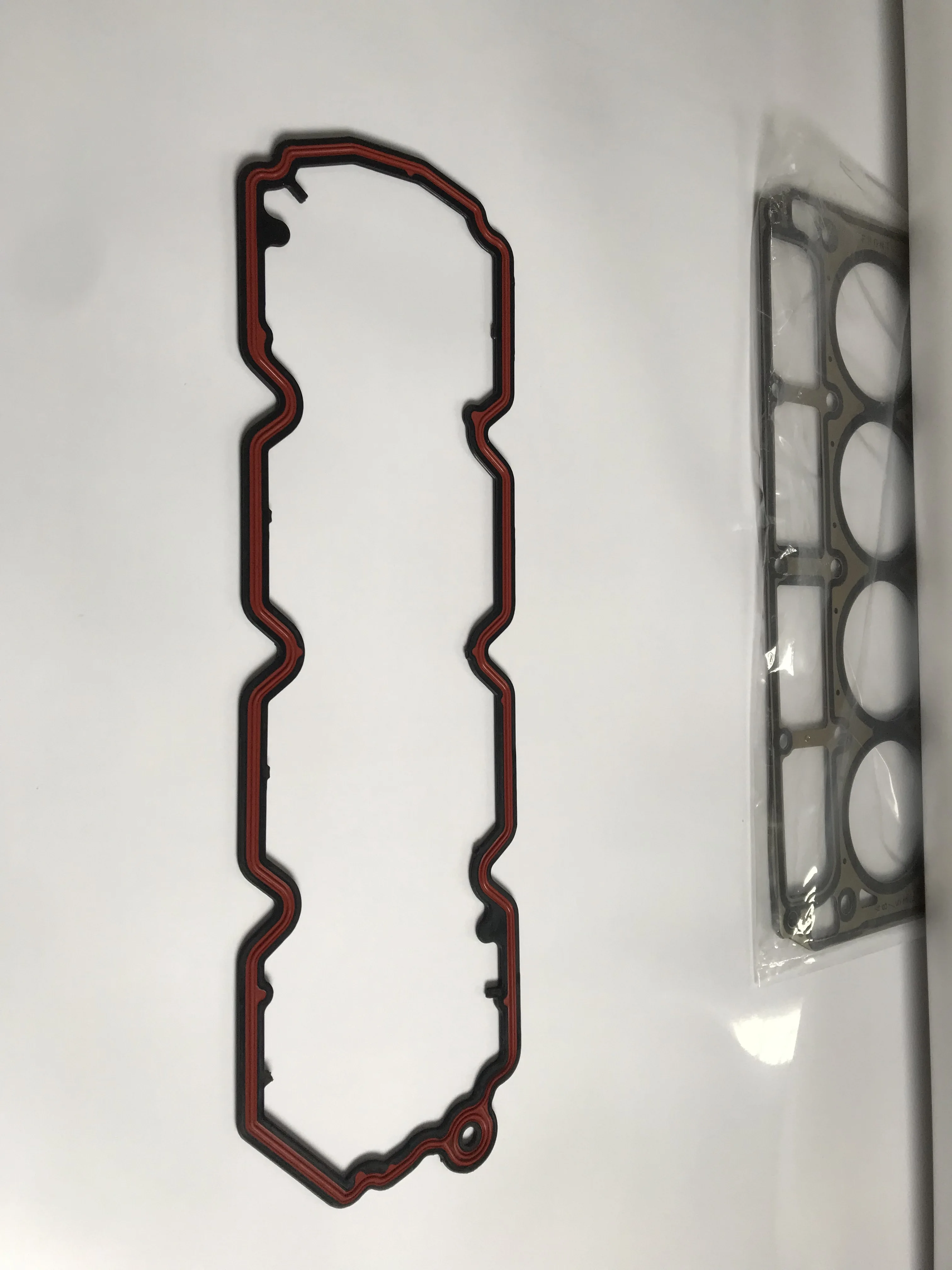 Engine Parts MS96857 Valley Pan Gasket 89017690 For Ford Chevrolet Chevy GM 4.8L C5.3L 5.7L 6.0L 6.2L
