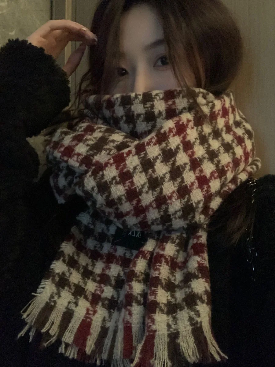 Winter Scarf For Women 2025 New Retro Plaid High Sense Of Quality Scarf Neck Warmer Versatile Thickening Warm Shawl Two Uses