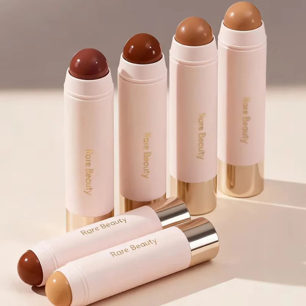 Bronzer en Barra Rare Beauty, Ligero, No Grasoso, Resistente al Agua, Acabado Natural Suave, Cosméticos