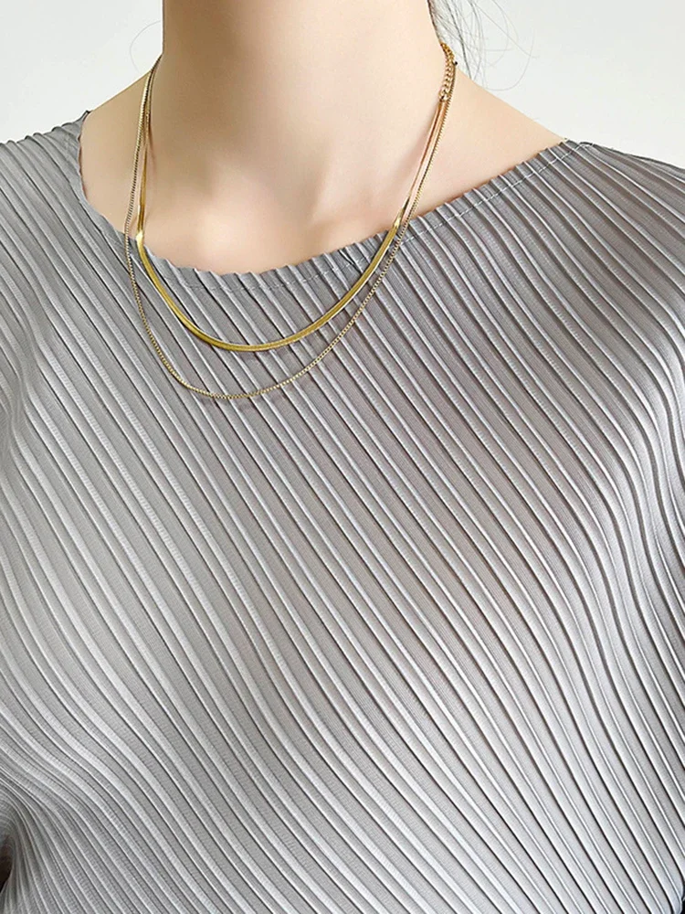 2026 Herbst Damen Freizeitkleid mit Falten, O-Ausschnitt, Halbarm, unregelmäßig, locker, elastisch, einfarbig, modisch, neu – Detail 7