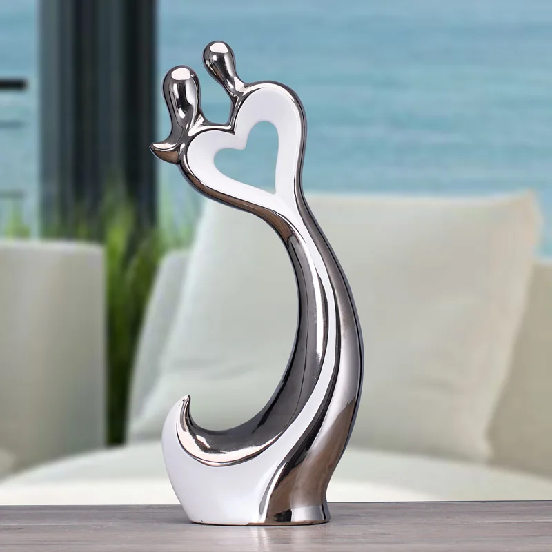 

Modern Silver Couple Ceramic Ornaments Wedding Gifts Home Furnishing Crafts Hotel Livingroom Table Figurines Decoration