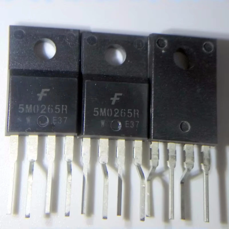 

Refurbished Original 10Pcs/Lot KA5M0265R 5M0265R 5M0265 OR KA5M0365R 5M0365R TO-220F-4 Power Switch (FPS)