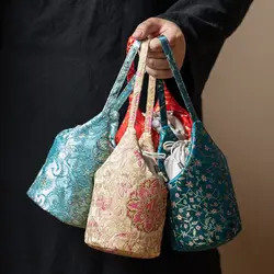 Bolso de mano bordado de estilo chino para mujer, bolsa de almacenamiento de herramientas de té, paquete con cordón, bolso de temperamento