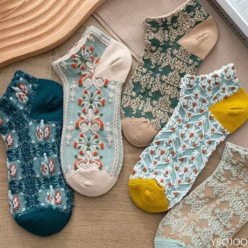 5 Paar Frühlings- und Herbst-Damensocken mit dreidimensionalem Relief, kurze Socken, flache Bootsocken, Retro-Palast-Blumenmuster, Damensocken